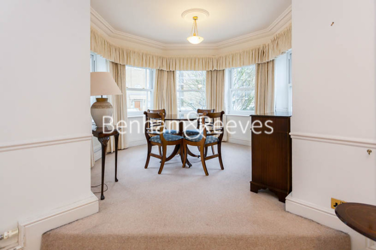 2  bedrooms flat to rent in Clayton House, Trinity Church Road, SW13-image 3