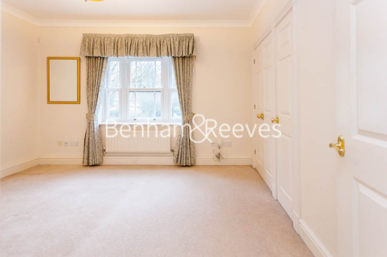 2  bedrooms flat to rent in Clayton House, Trinity Church Road, SW13-image 15