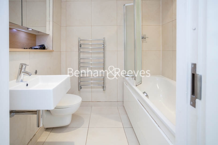 1  bedroom flat to rent in Times Square, City Quarter, E1-image 4