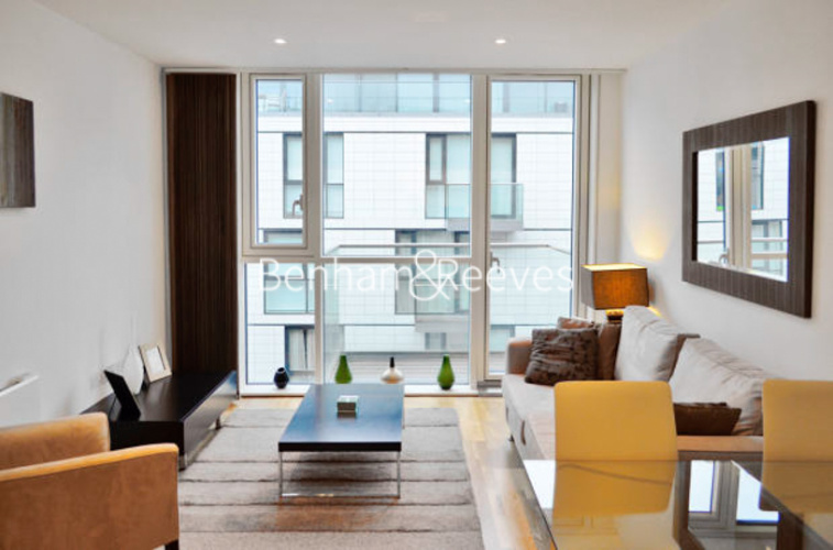 1 bedroom flat to rent in Hooper Street, Aldgate, E1-image 1