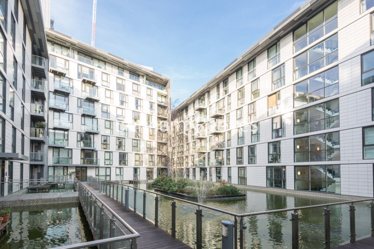 1  bedroom flat to rent in Times Square, Hooper Street, E1-image 4