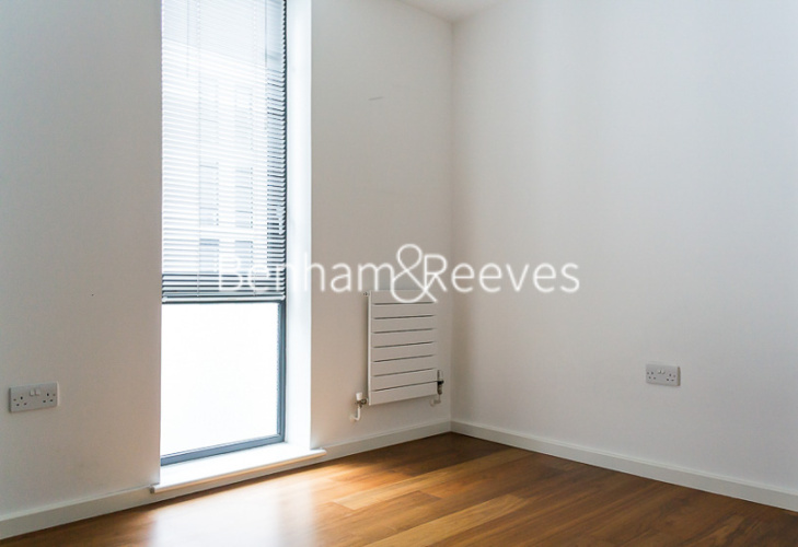 3  bedrooms flat to rent in Nile Street, Hoxton, N1-image 5