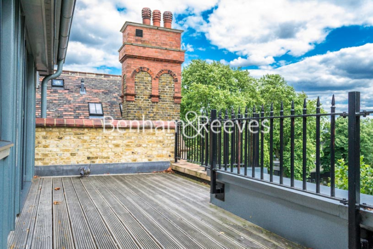 3  bedrooms house to rent in School Mews, Cable Street, E1-image 5