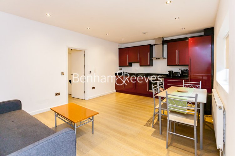2  bedrooms flat to rent in Myrdle Street, Aldgate East, E1-image 6