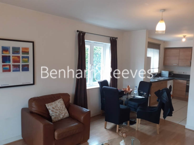 1 bedroom flat to rent in High Road, Ilford, IG1-image 6