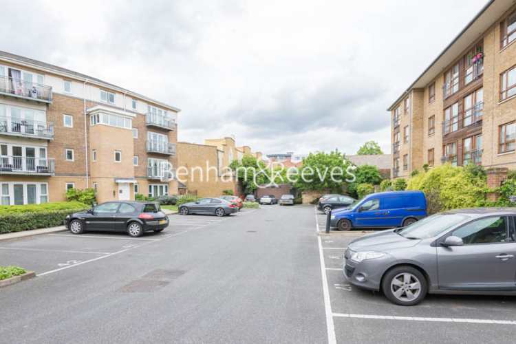1  bedroom flat to rent in Morton Close, Shadwell, E1-image 5