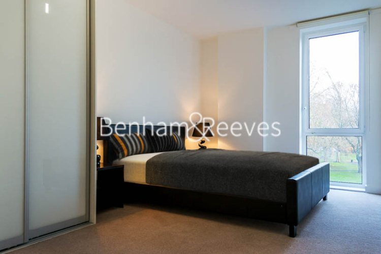 2 bedrooms flat to rent in Killick Way, Stepney Green, E1-image 3