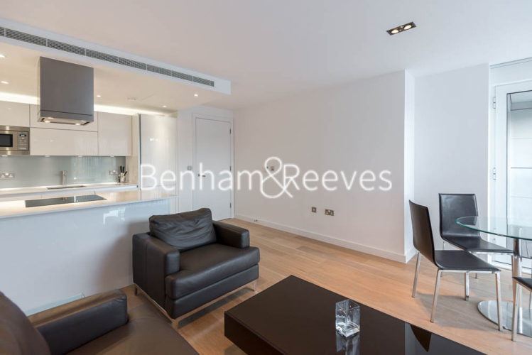 1 bedroom flat to rent in Courtyard Apartments, Avantgarde, E1-image 2