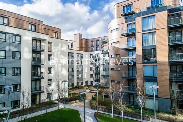 1 bedroom flat to rent in Cobblestone Square, Wapping Lane, E1W-image 7