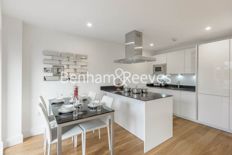 1  bedroom flat to rent in Lambs Walk, Tower Bridge, SE1-image 2