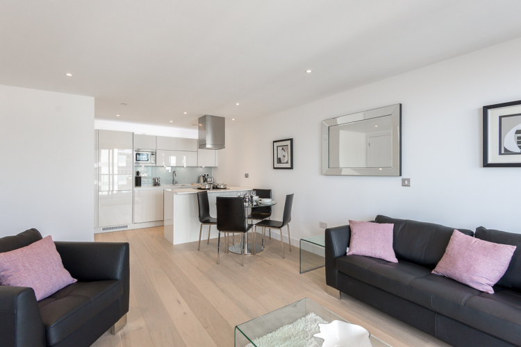 2 bedrooms flat to rent in Commercial Street, Aldgate, E1-image 1