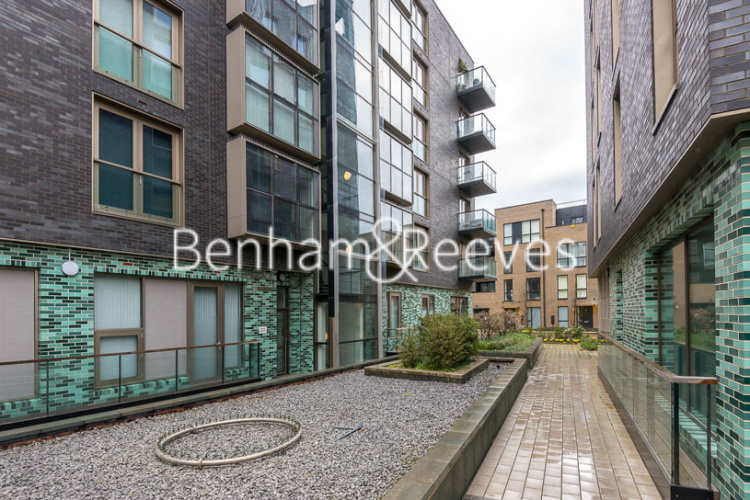 1  bedroom flat to rent in Haven Way, Bermondsey, SE1-image 5
