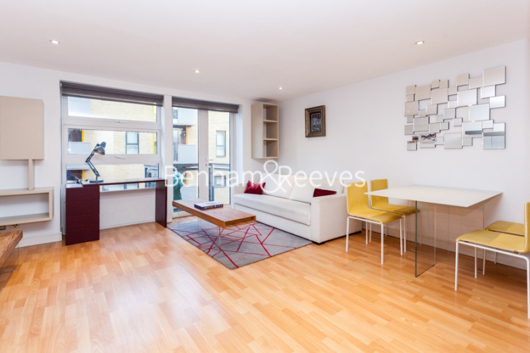 1 bedroom flat to rent in Florin Court, Tanner Street, SE1-image 1