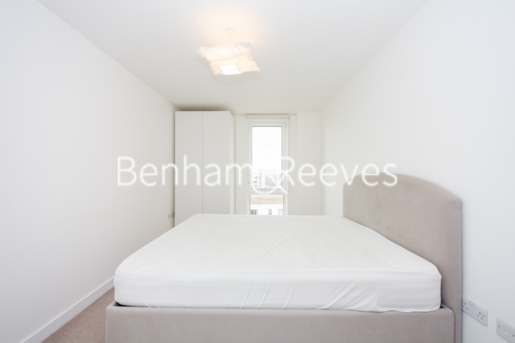 1 bedroom(s) flat to rent in Killick Way, Stepney, E1-image 3