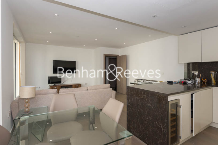 1 bedroom flat to rent in Vaughan Way, Wapping, E1W-image 2