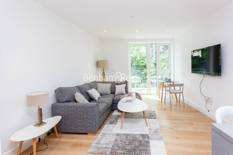 1 bedroom flat to rent in Vaughan Way, Wapping, E1W-image 1