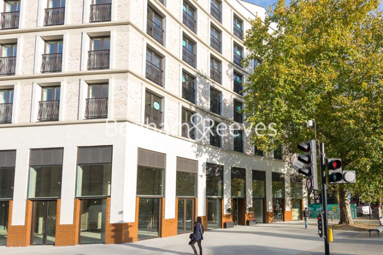 3 bedrooms flat to rent in Delphini Apartments, St George Circus, SE1-image 4