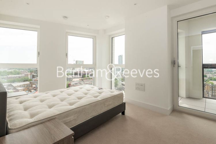 2 bedrooms flat to rent in Conquest Tower, Blackfriars Road, SE1-image 4