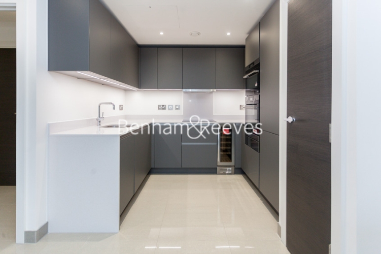 1 bedroom flat to rent in St Georges Circus, Blackfriars, SE1-image 2