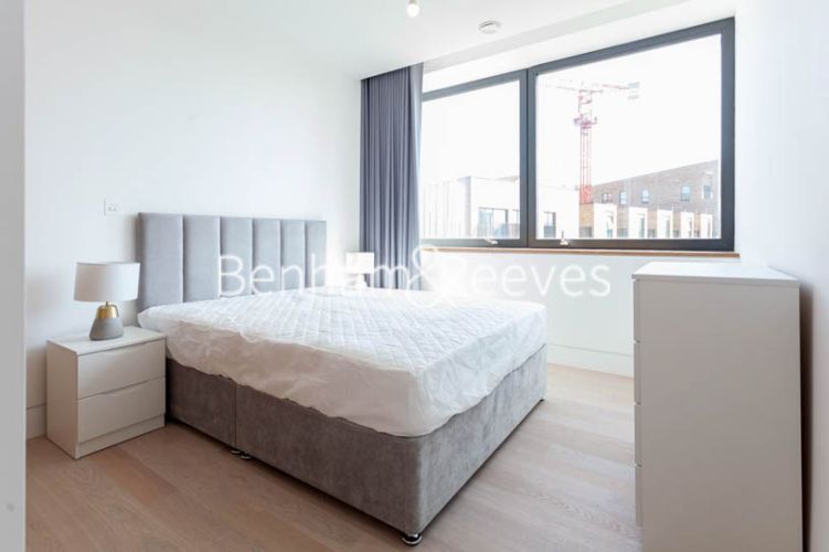 1 bedroom flat to rent in The Duo Tower, Penn Street, N1-image 4