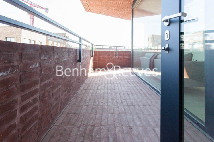 1 bedroom flat to rent in The Duo Tower, Penn Street, N1-image 6