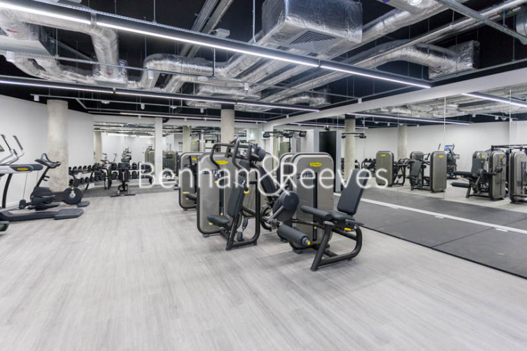 3  bedrooms flat to rent in St. Georges Circus, Blackfriars Circus, SE1-image 6