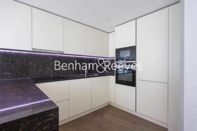 1  bedroom flat to rent in Ariel House, Vaughan Way, E1W-image 2