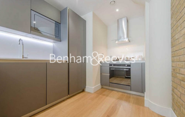 1  bedroom flat to rent in Wapping High Street, Wapping, E1W-image 2