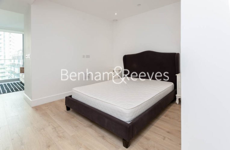 Studio flat to rent in Goodsman Field, Aldgate, E1-image 11