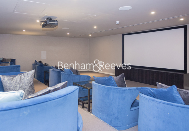 Studio flat to rent in Lavender Place, Royal Mint Street, E1-image 9