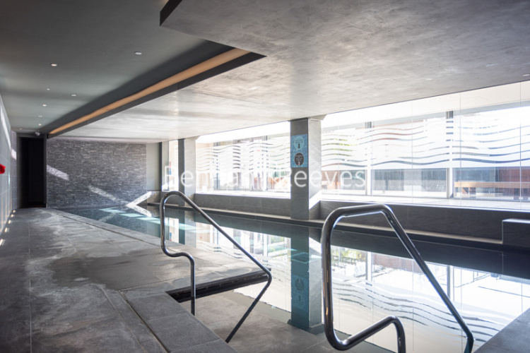 Studio flat to rent in Lavender Place, Royal Mint Street, E1-image 10