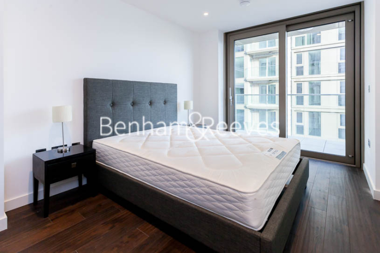 1 bedroom flat to rent in Rosemary Building, Royal Mint Gardens, E1-image 4