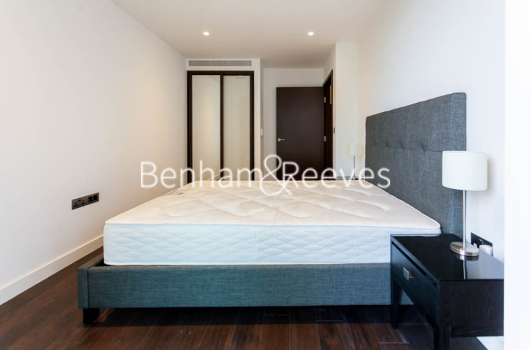 1 bedroom flat to rent in Rosemary Building, Royal Mint Gardens, E1-image 9