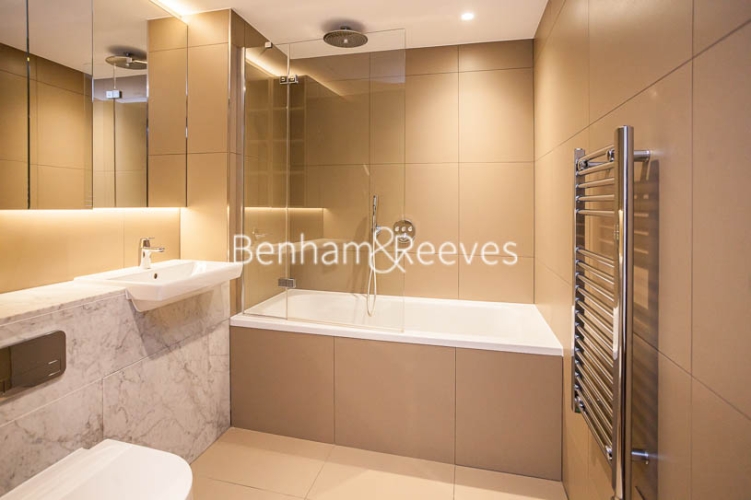 1 bedroom flat to rent in Rosemary Building, Royal Mint Gardens, E1-image 5