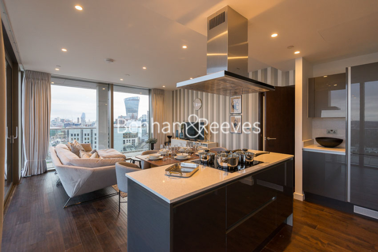3 bedrooms flat to rent in Rosemary Building, Royal Mint Gardens, E1-image 2