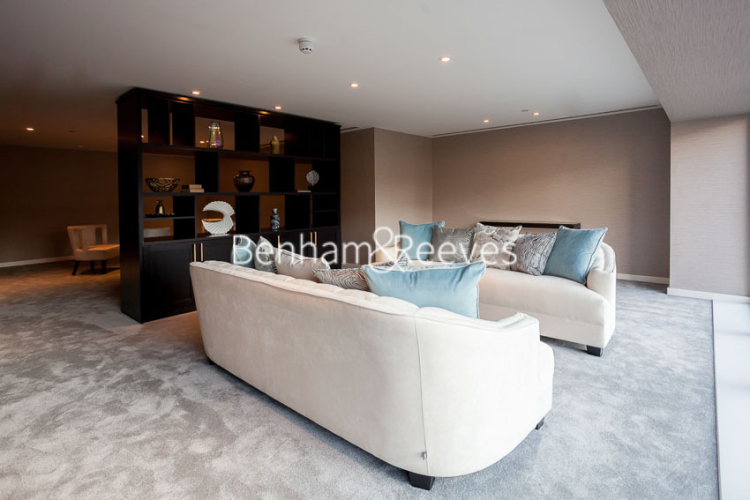 3 bedrooms flat to rent in Rosemary Building, Royal Mint Gardens, E1-image 7