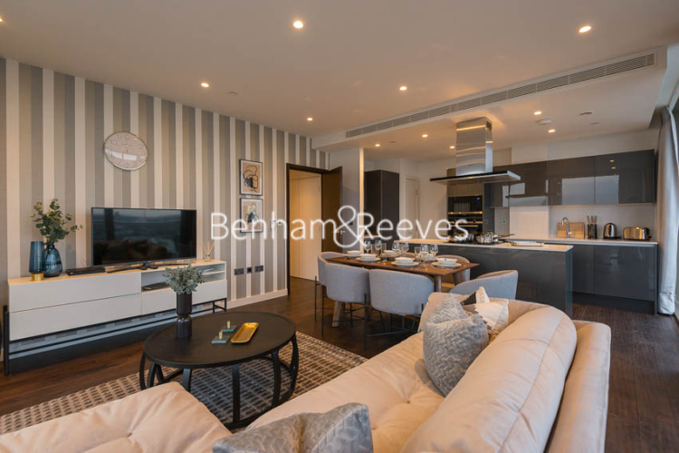3 bedrooms flat to rent in Rosemary Building, Royal Mint Gardens, E1-image 11