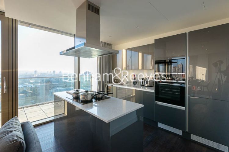 3 bedrooms flat to rent in Rosemary Building, Royal Mint Gardens, E1-image 2