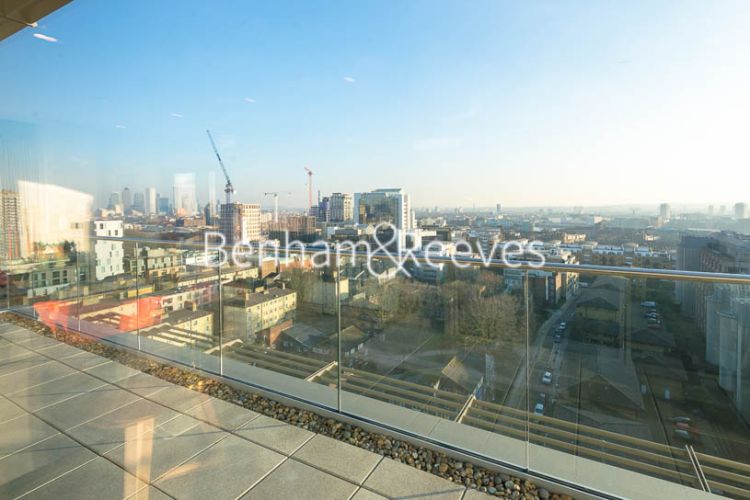 3 bedrooms flat to rent in Rosemary Building, Royal Mint Gardens, E1-image 8