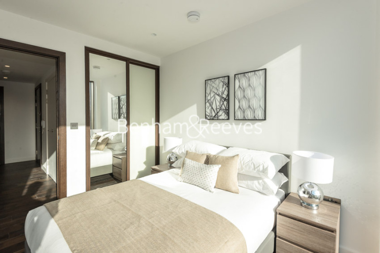 2  bedrooms flat to rent in Lavender Building, Royal Mint Gardens, Tower Hill, E1-image 3