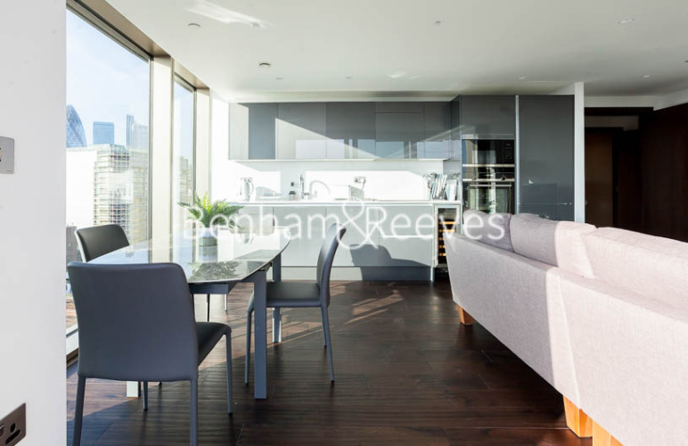 2  bedrooms flat to rent in Rosemary Place, Royal Mint Street,  E1-image 2