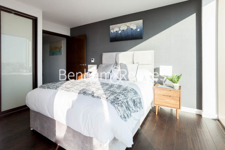2  bedrooms flat to rent in Rosemary Place, Royal Mint Street,  E1-image 12