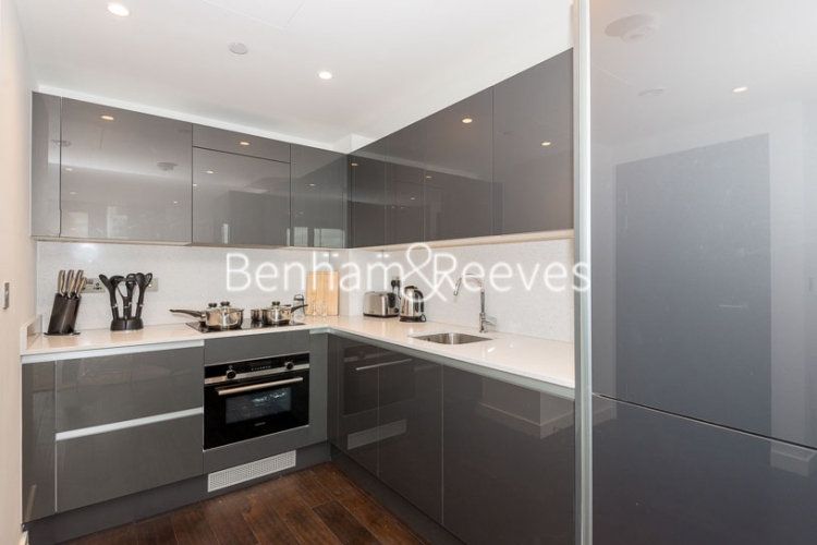 1 bedroom flat to rent in Lavender Place, Royal Mint Street, E1-image 2