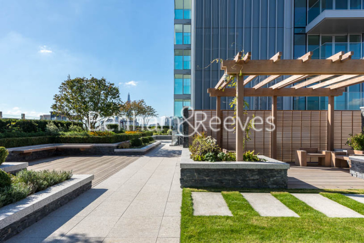 1 bedroom flat to rent in Piazza Walk, Aldgate, E1-image 16