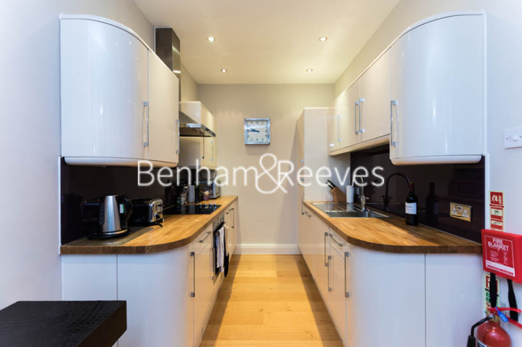 2 bedrooms flat to rent in The Wexner Building, Middlesex Street, Spitalfields, E1-image 2