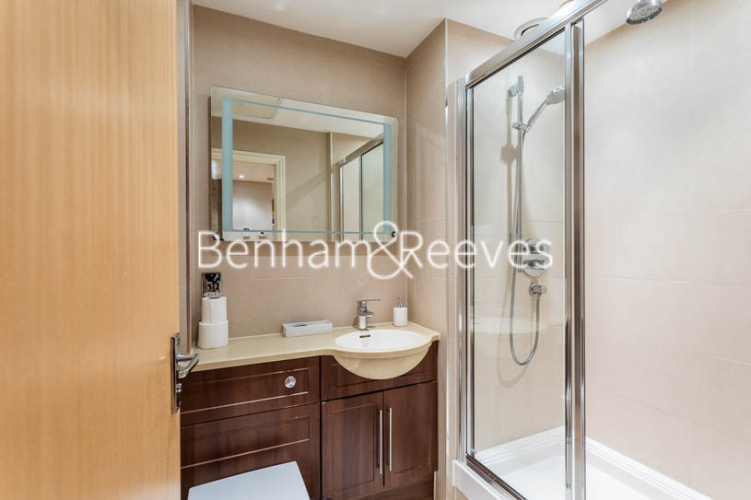 2  bedrooms flat to rent in The Wexner Building, Middlesex Street, Spitalfields, E1-image 5