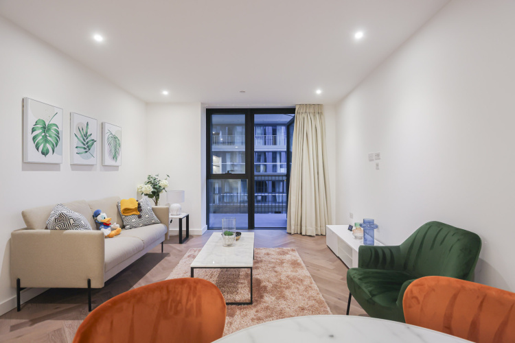 1 bedroom flat to rent in Cashmere Wharf, Gauging Square, E1W-image 3