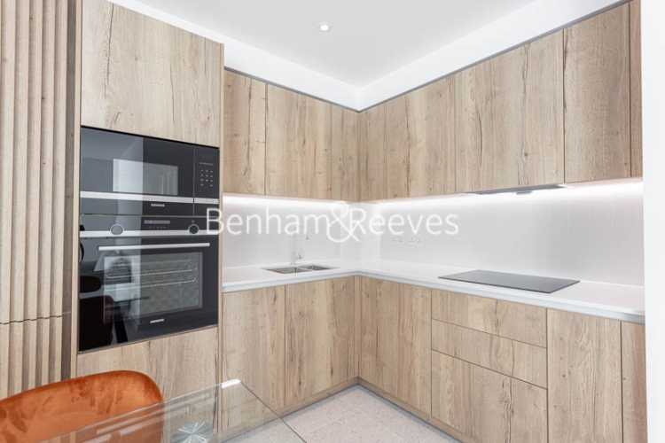 2 bedrooms flat to rent in Georgette Apartments, Whitechapel, E1-image 2