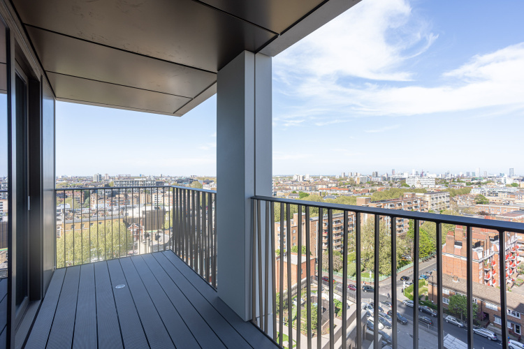 1  bedroom flat to rent in Jacquard Point, Silk District, E1-image 5
