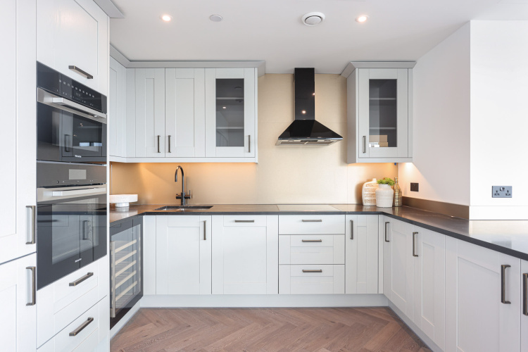 3  bedrooms flat to rent in Merino Gardens, London Dock, Wapping, E1W-image 2